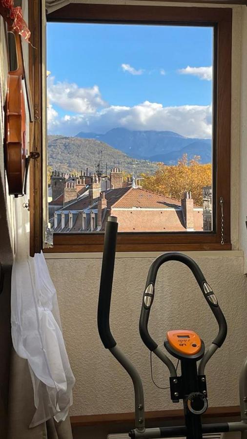 Cosy And Calm In Heart With Free And Large Parking Q-park Chavant Apartment Grenoble